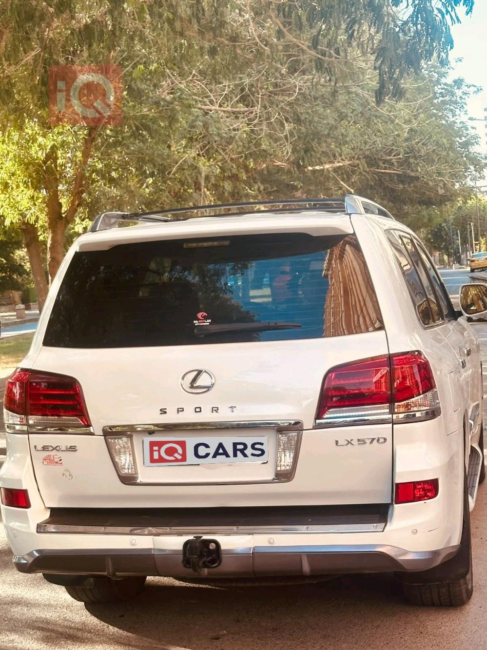 Lexus LX